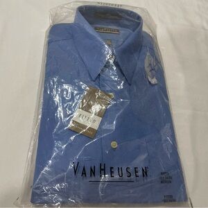 NWT Van Heusen Dress Men Shirt Size M